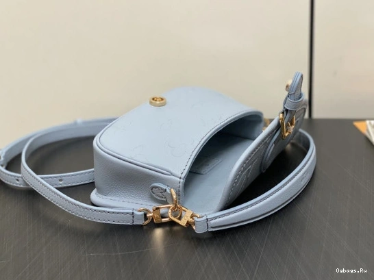 VUITTON LOUIS Diane-19*10.5*6 CM Nano 0302